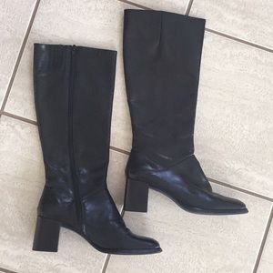 St. Paul Black Leather boots